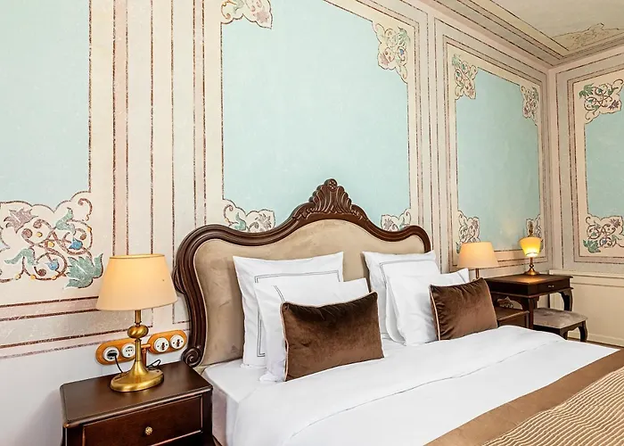 Meroddi Barnathan Istanbul