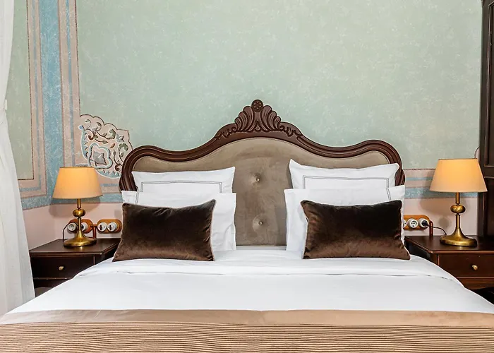 Meroddi Barnathan Istanbul