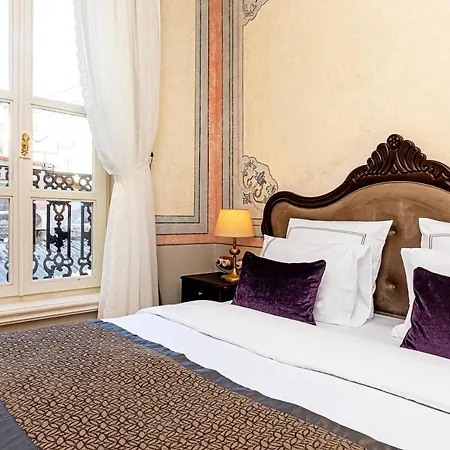 Meroddi Barnathan Hotel