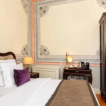 Meroddi Barnathan Hotel