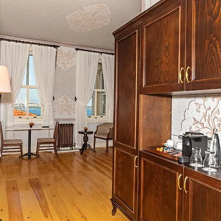 Meroddi Barnathan Hotel Istanbul