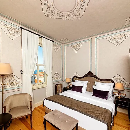 Meroddi Barnathan 3* Istanbul