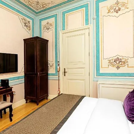 Meroddi Barnathan 3*