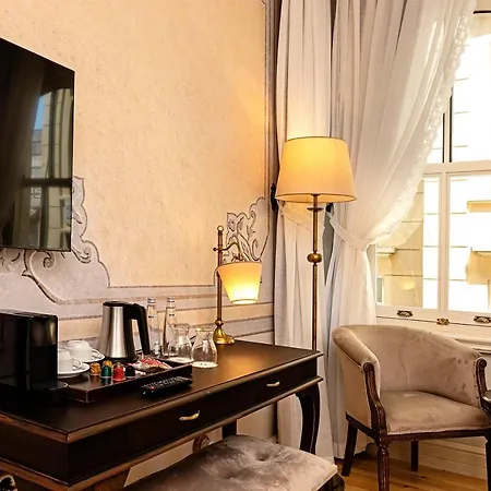 Hotel Meroddi Barnathan 3*