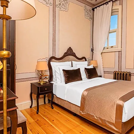 Hotel Meroddi Barnathan Estambul