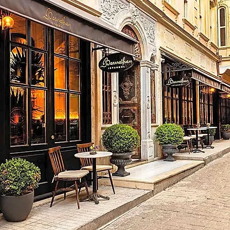 Meroddi Barnathan Szálloda 3*