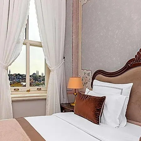 Meroddi Barnathan 3* Isztambul