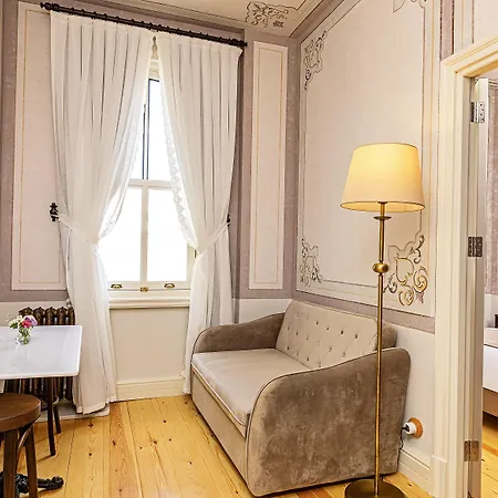 Hotel Meroddi Barnathan