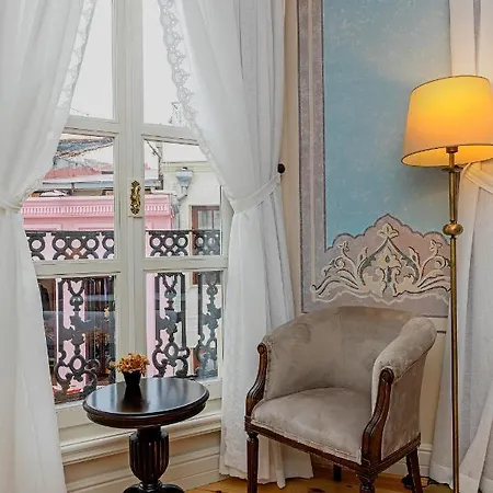 Meroddi Barnathan 3*